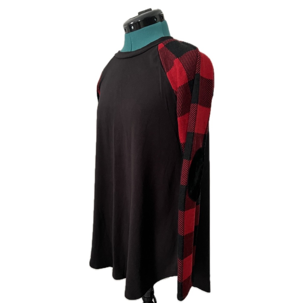 Mindy Mae’s Buffalo Check Swing Top - Picture 3 of 5
